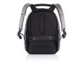 Bobby Hero Regular, Anti-theft backpack 3