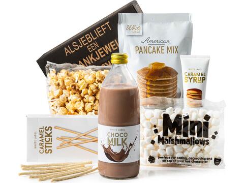 Christmas Hamper Family White