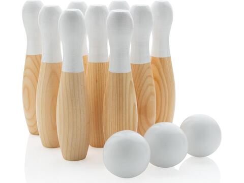 Wooden skittles set