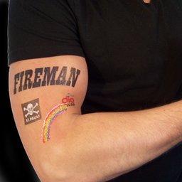 tijdelijke-tattoos-bad1.jpg