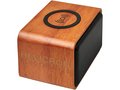 Houten speaker met draadloos oplaadstation 2