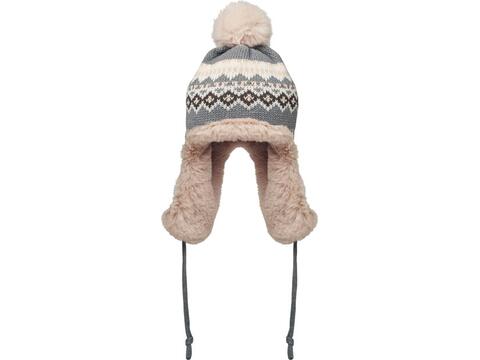 Gebreide muts met oorflap